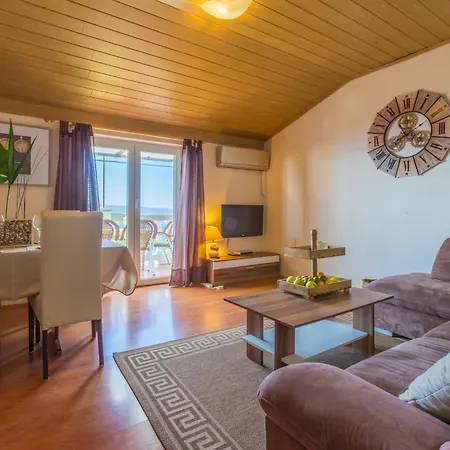 Branka Apartment